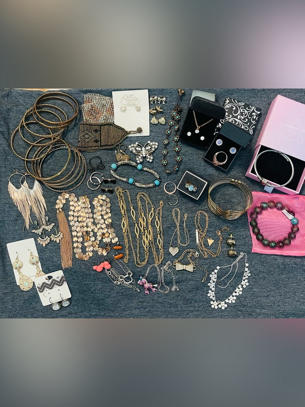 Jewelry LOT—Mixed, with Gold & Silver tone fashion jewelry.